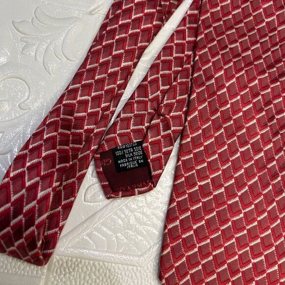 Giorgio Armani Burgundy Silk TIE - Picture 3 of 7